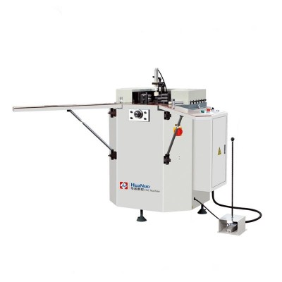 Corner crimping machine